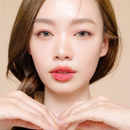 เจาะลึก! วิธีรักษารูขุมขนกว้างให้กระชับ เห็นผลจริง วิธีไหนดีที่สุดในปี 2025